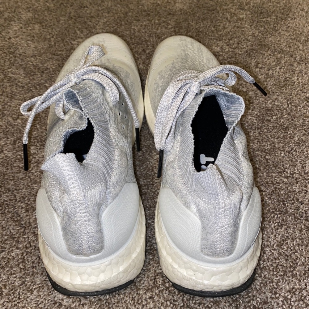 ADIDAS ULTRABOOST WHITE